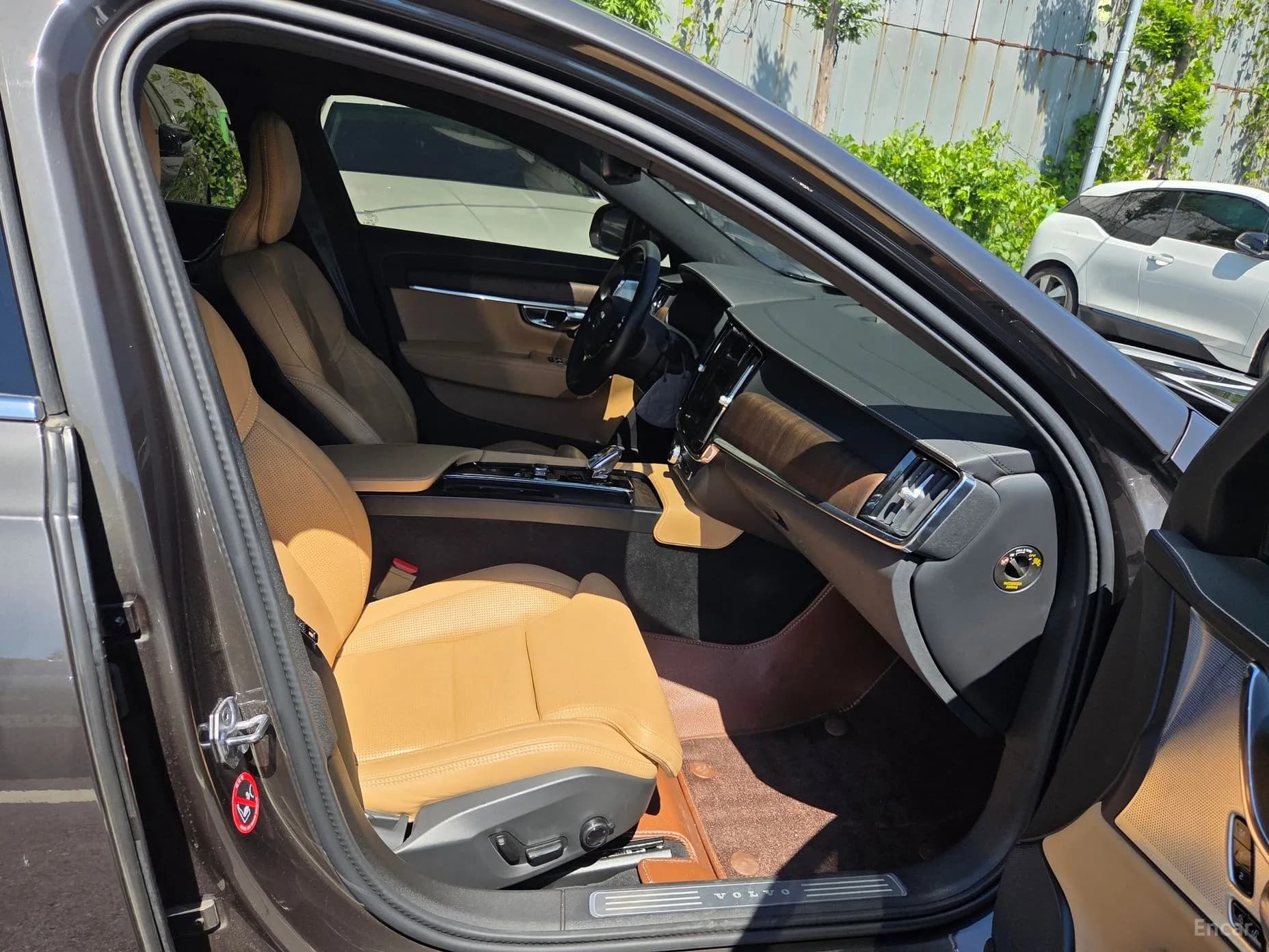 S90