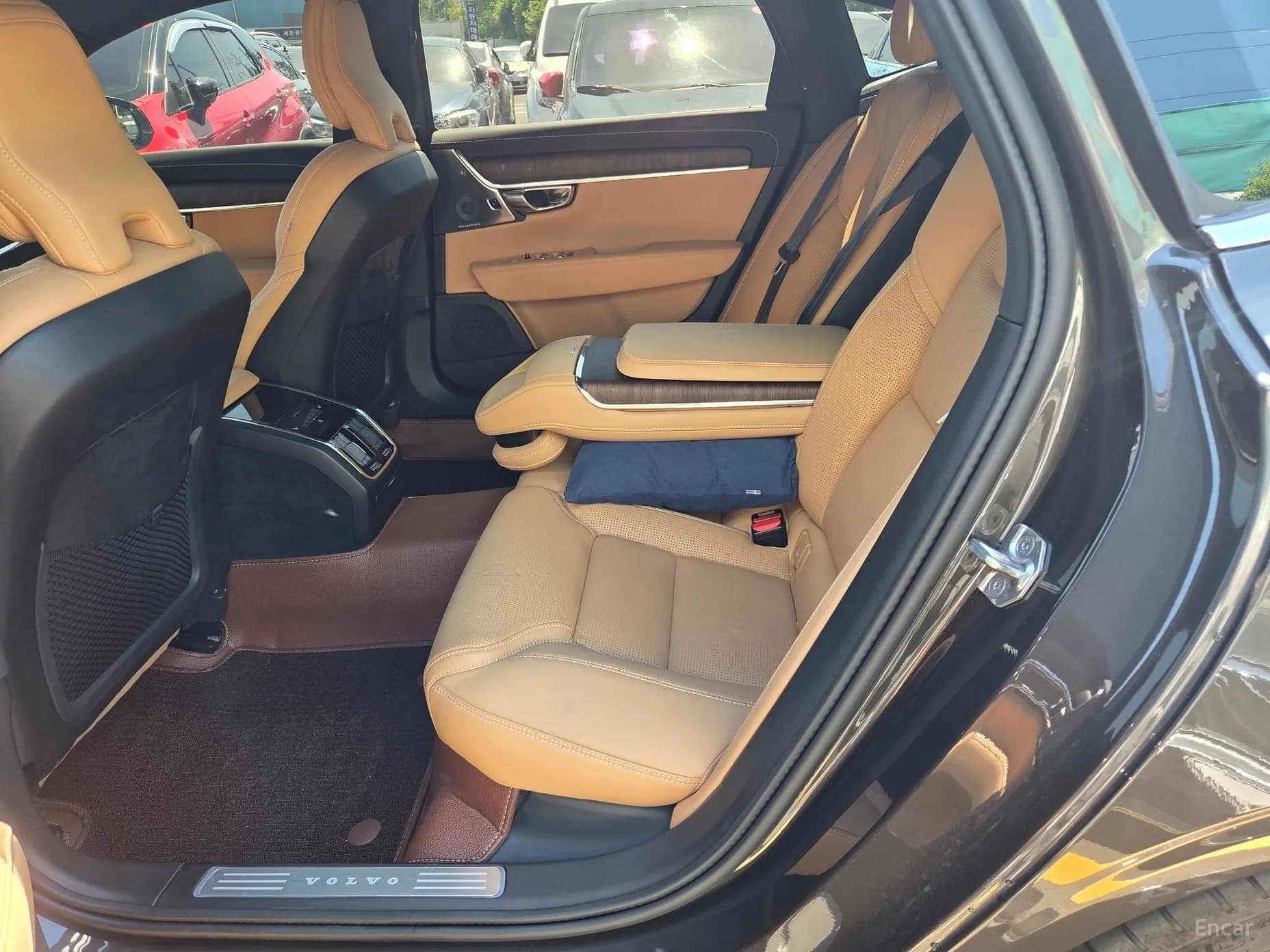 S90