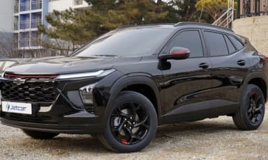 Trax Crossover