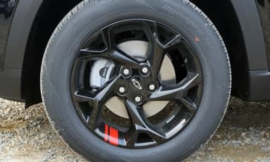 Trax Crossover