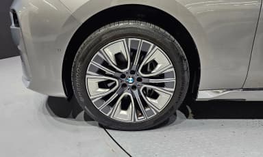7 Series (G70)