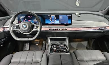 7 Series (G70)