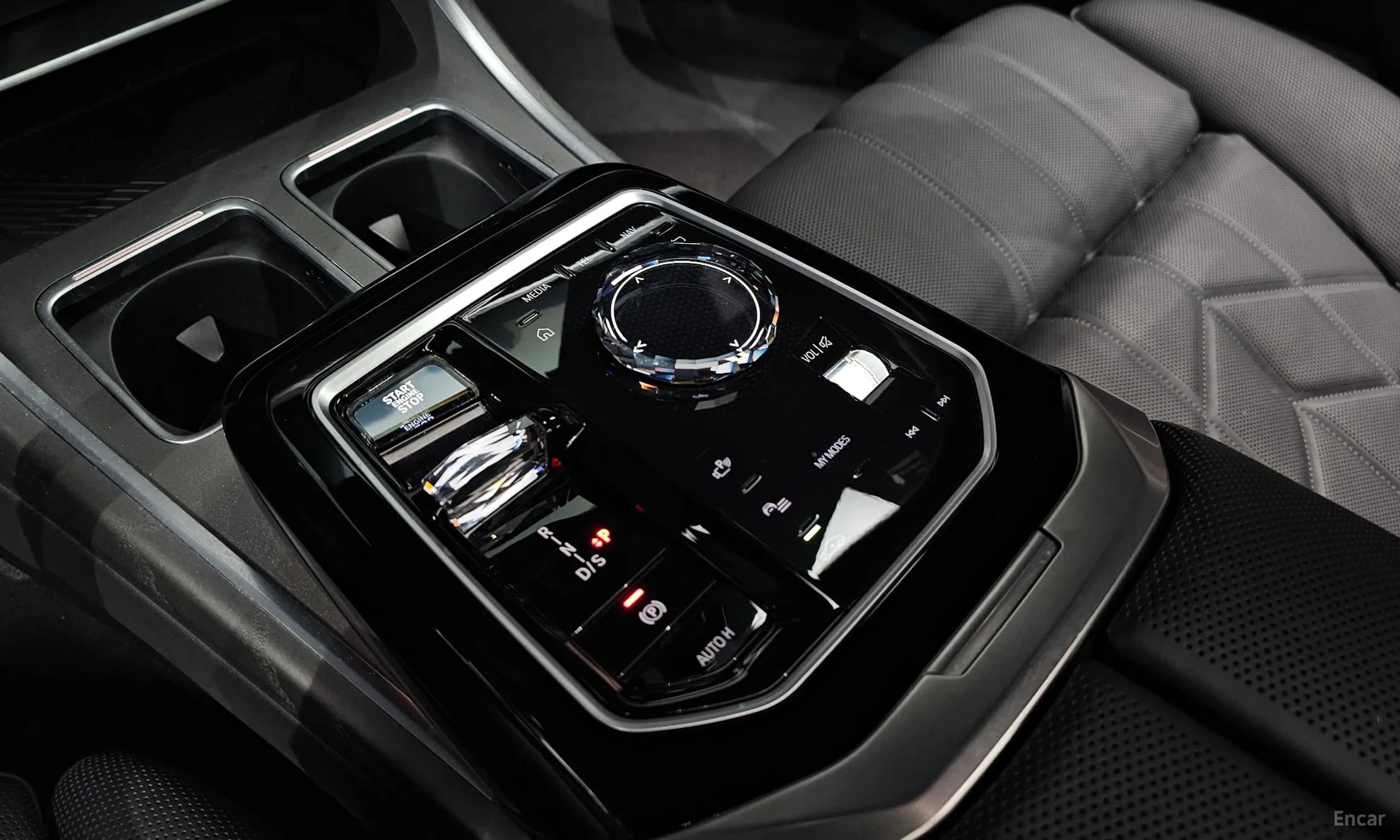 7 Series (G70)