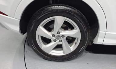 Q3 (F3)