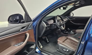 X4 (G02)