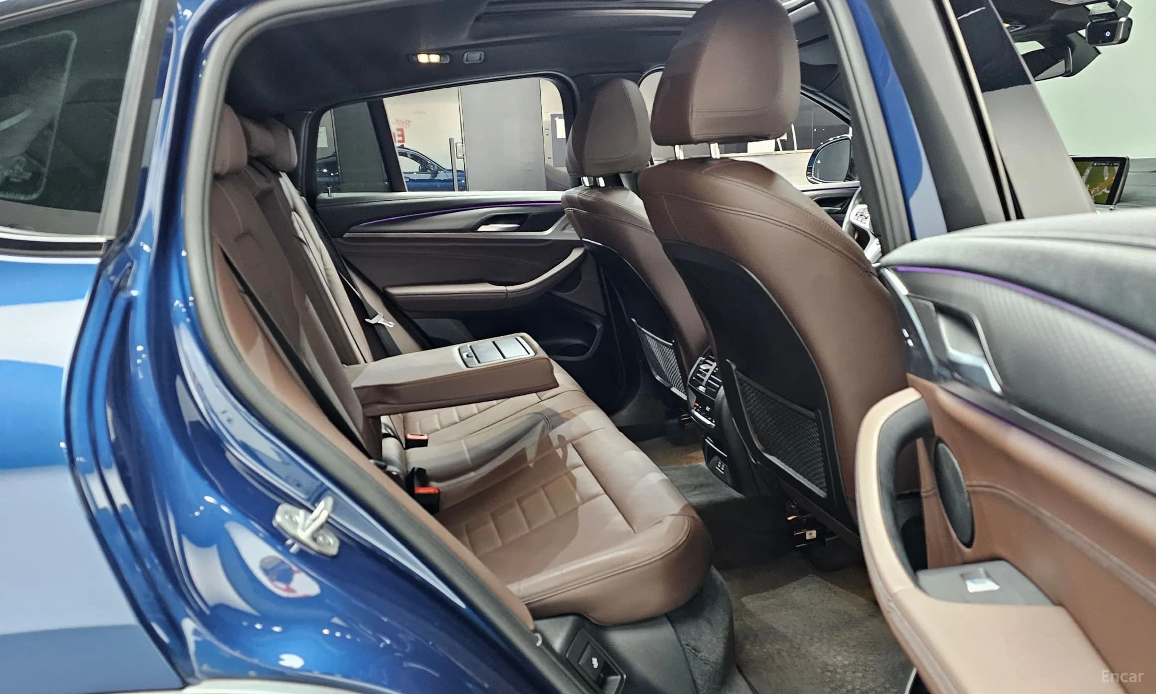X4 (G02)