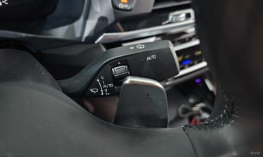 X4 (G02)