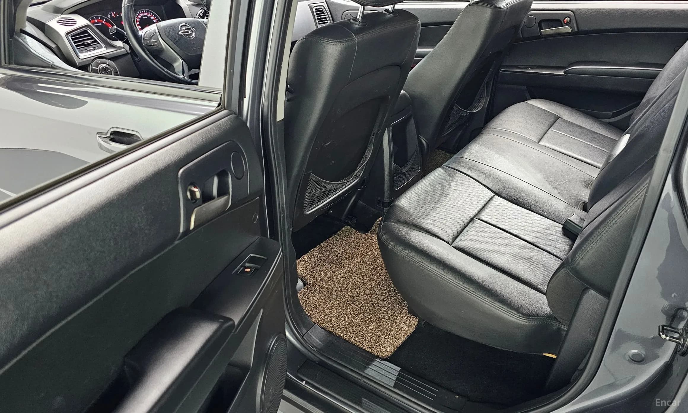 Korando Sports