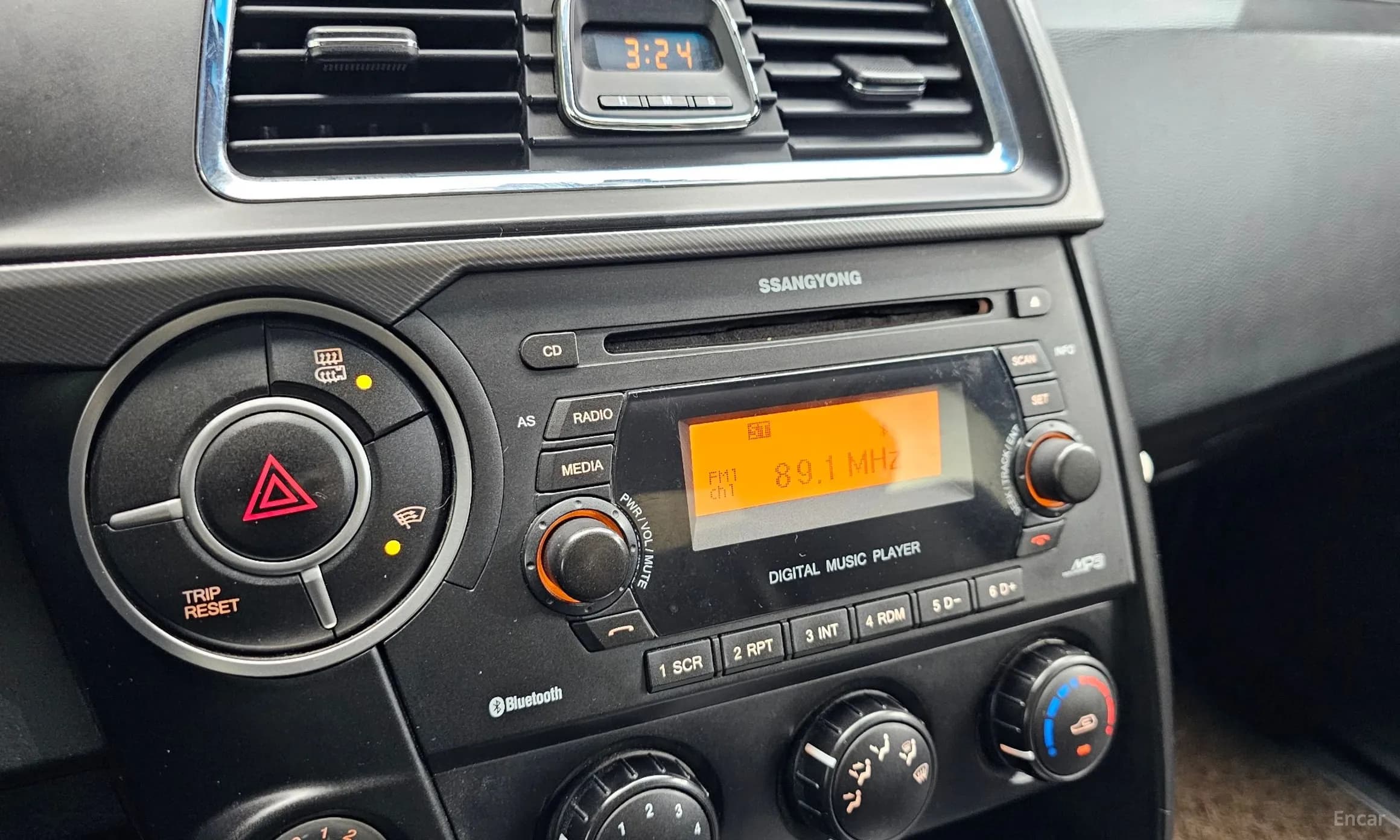 Korando Sports