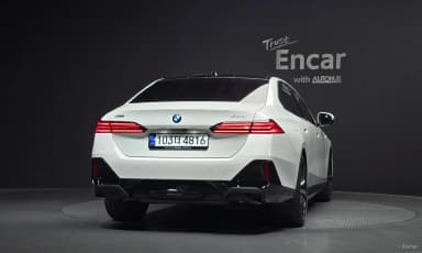 5 Series (G60)