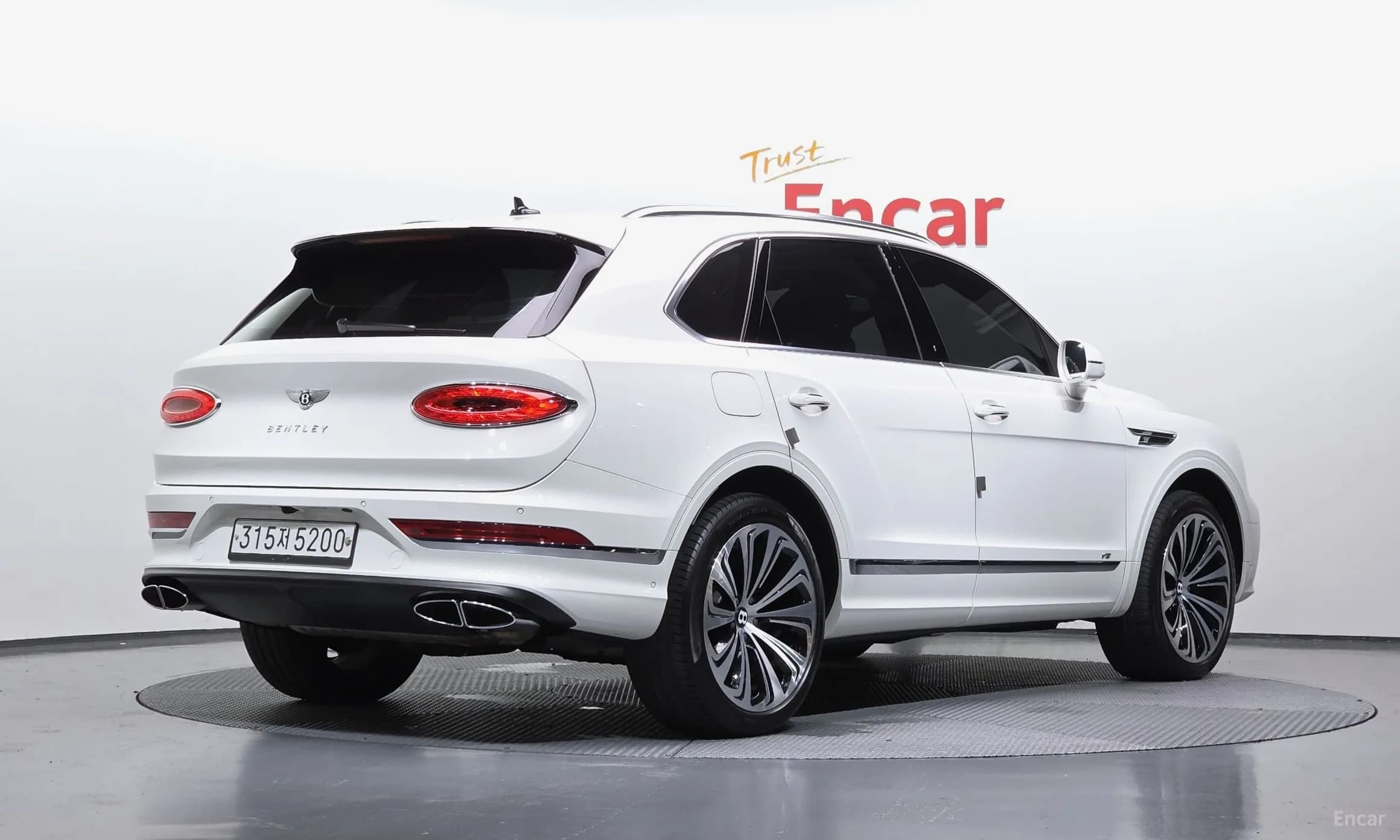 Bentayga