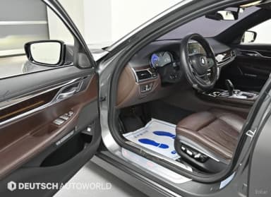 7 Series (G11)
