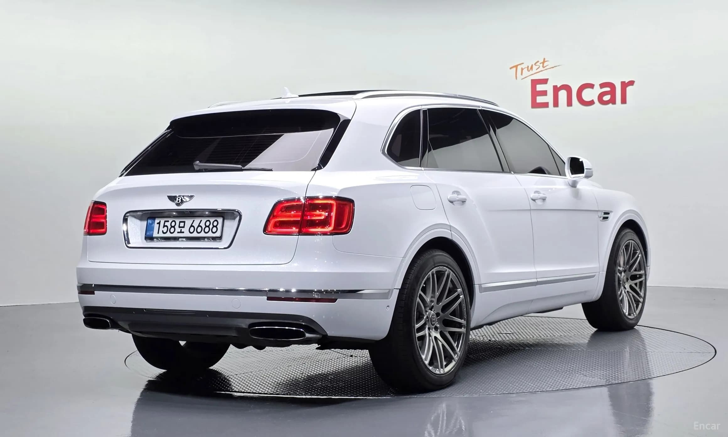 Bentayga