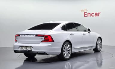 S90