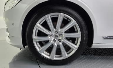 S90