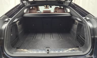 X6 (G06)