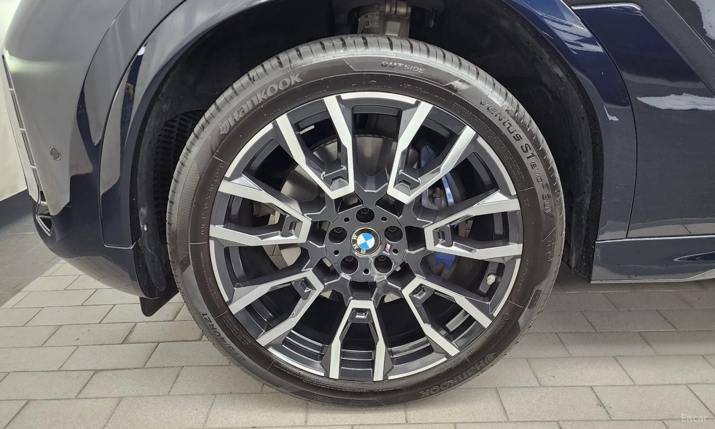 X6 (G06)
