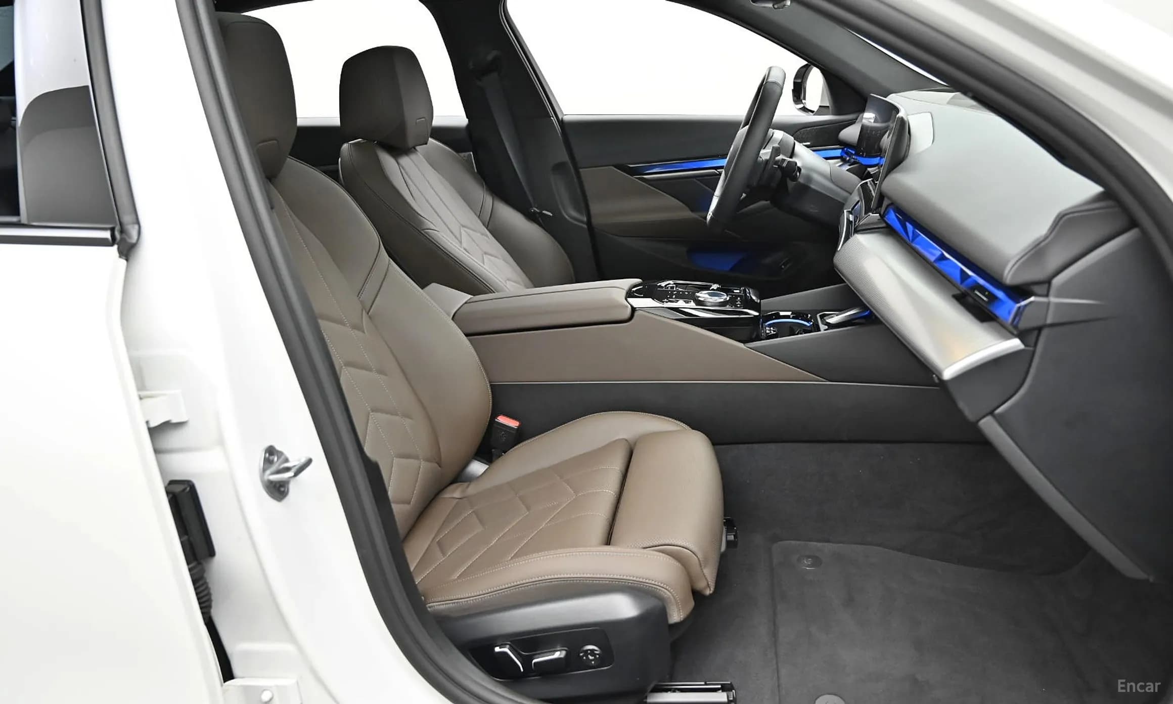 5 Series (G60)