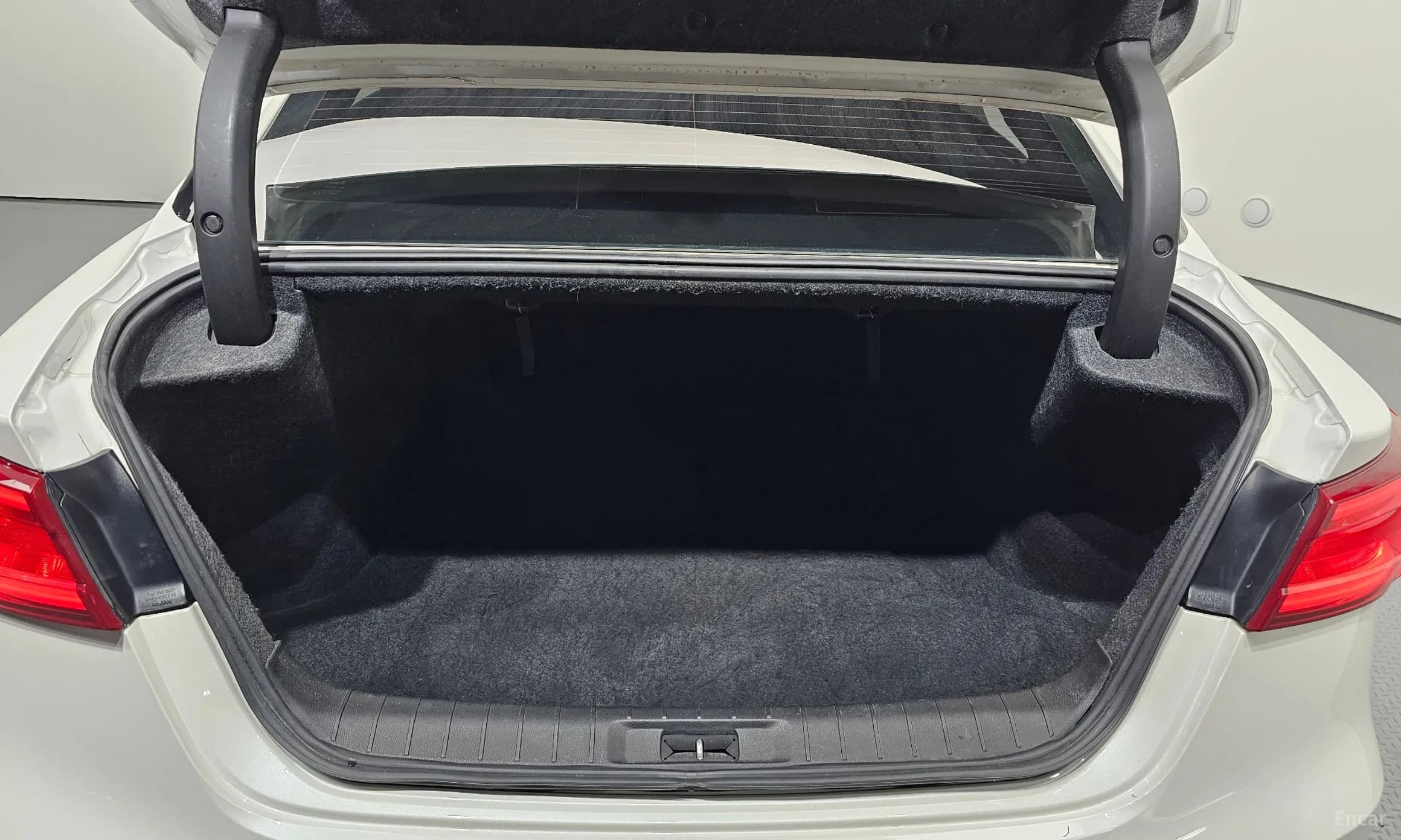 Maxima (A36)