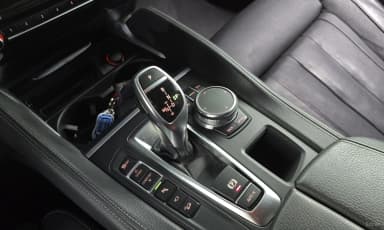 X6 (F16)