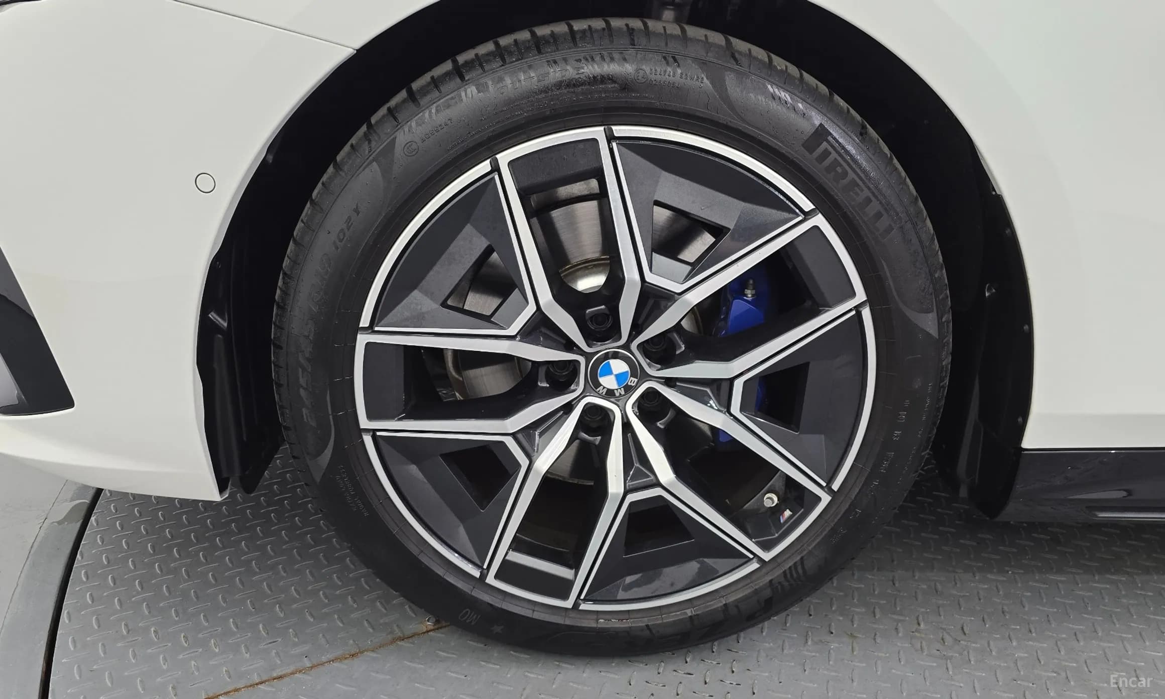 5 Series (G60)