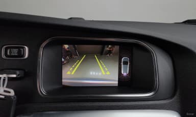 V40