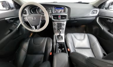 V40