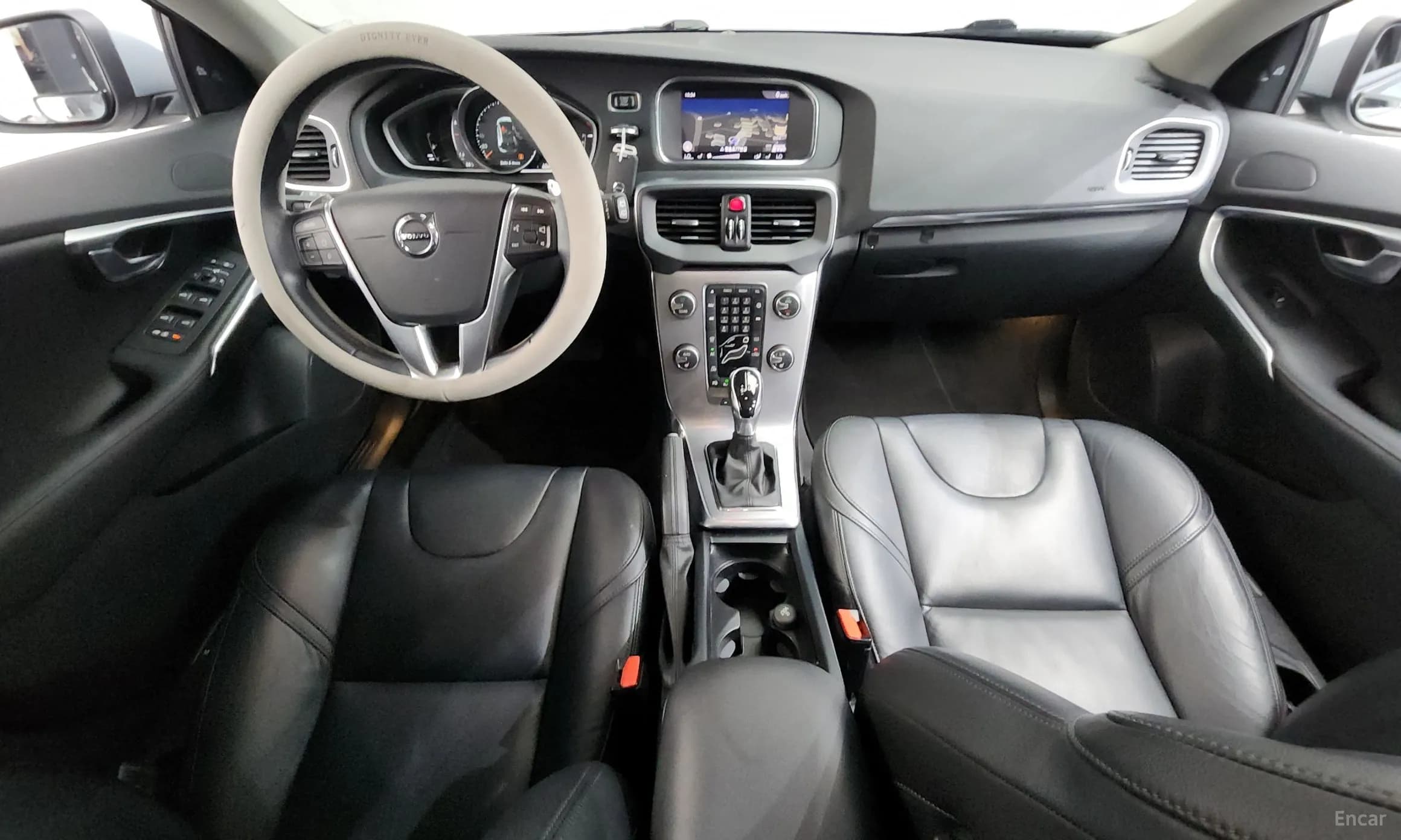 V40