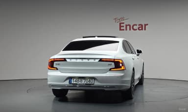 S90