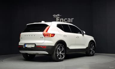 XC40