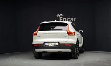 XC40