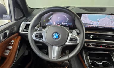 X7 (G07)