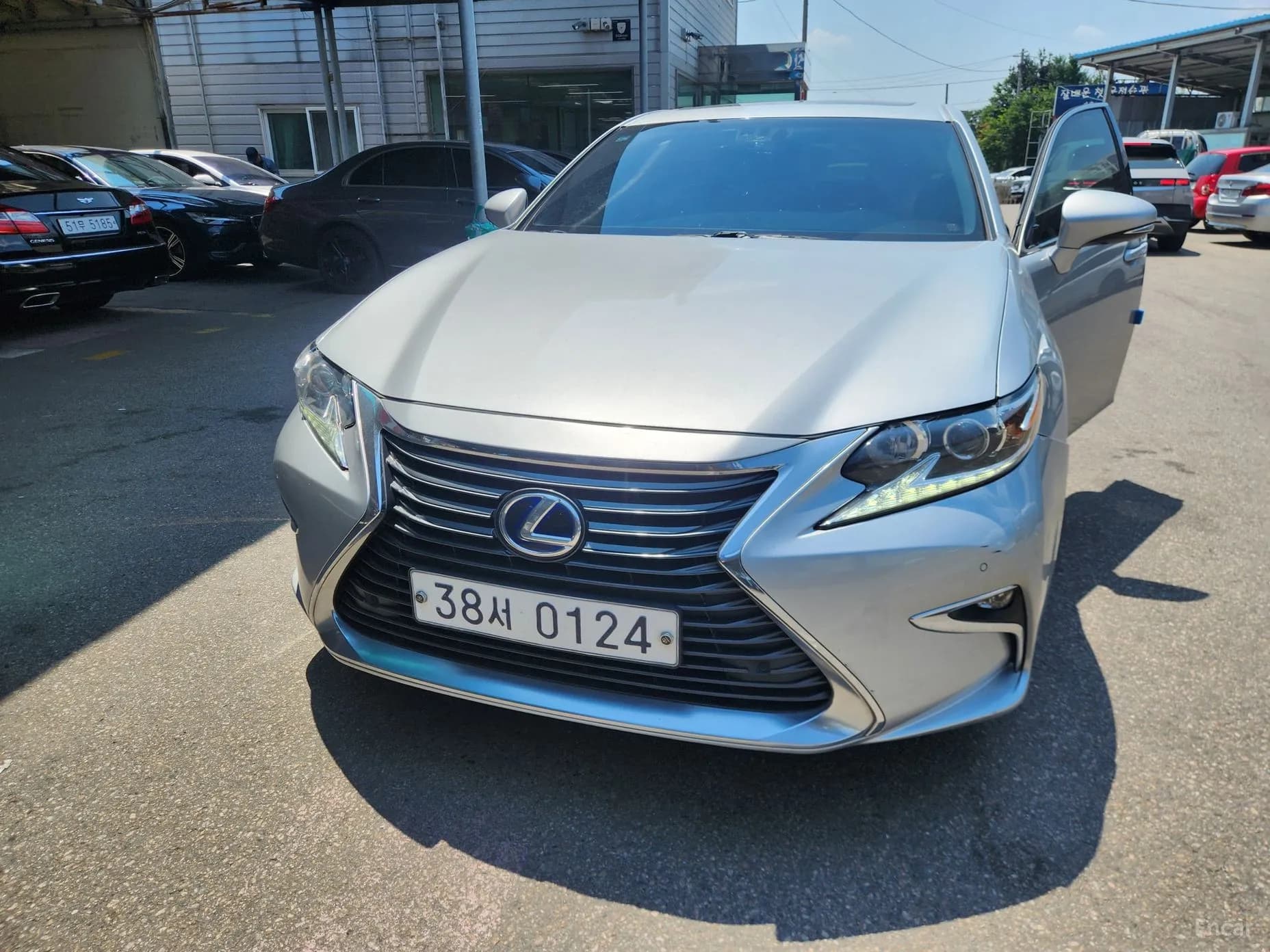 New ES300h
