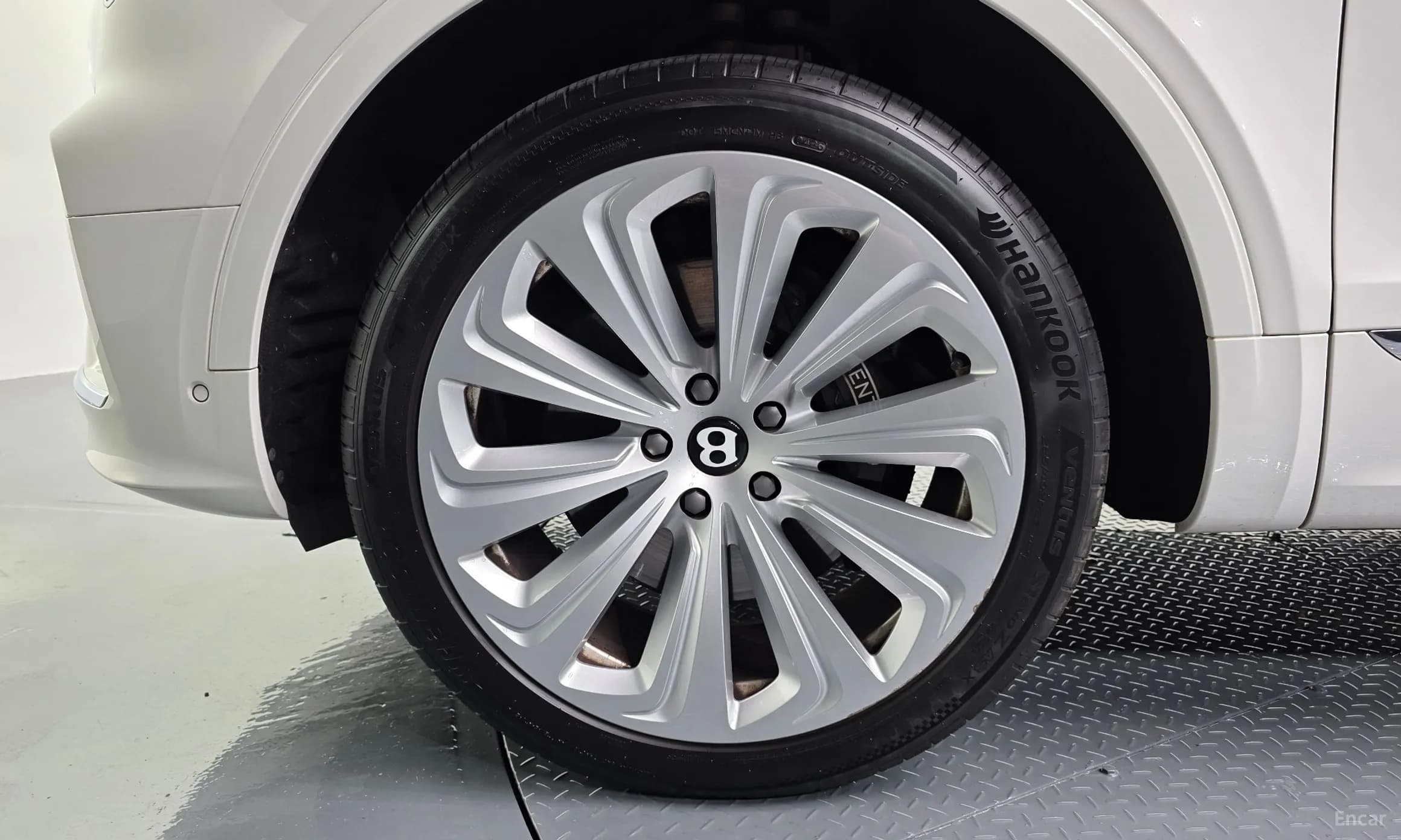 Bentayga