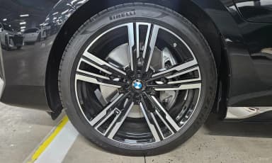 7 Series (G70)