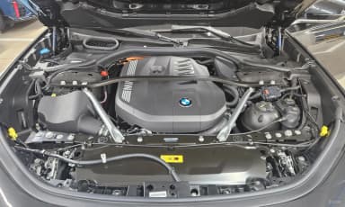 7 Series (G70)