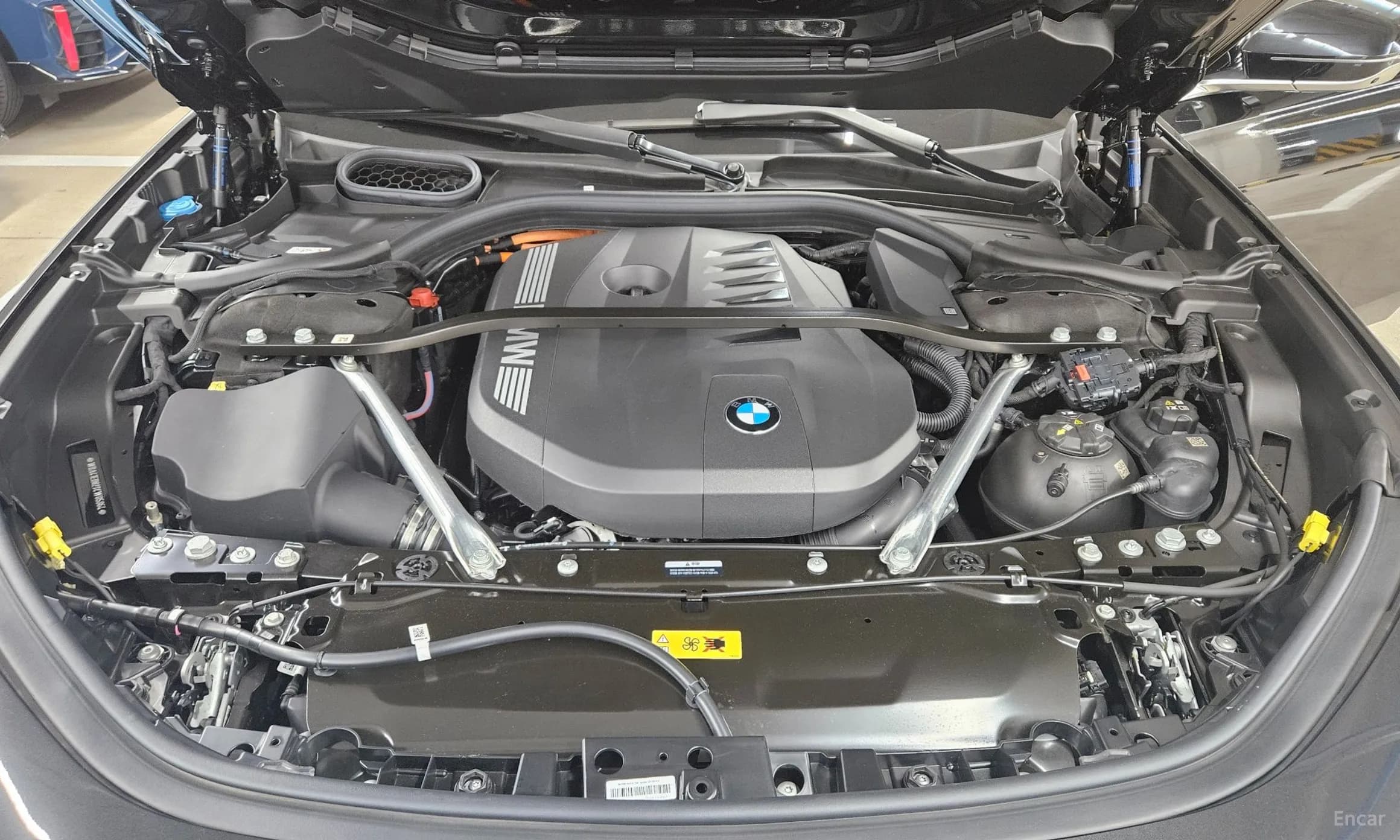 7 Series (G70)