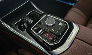 7 Series (G70)