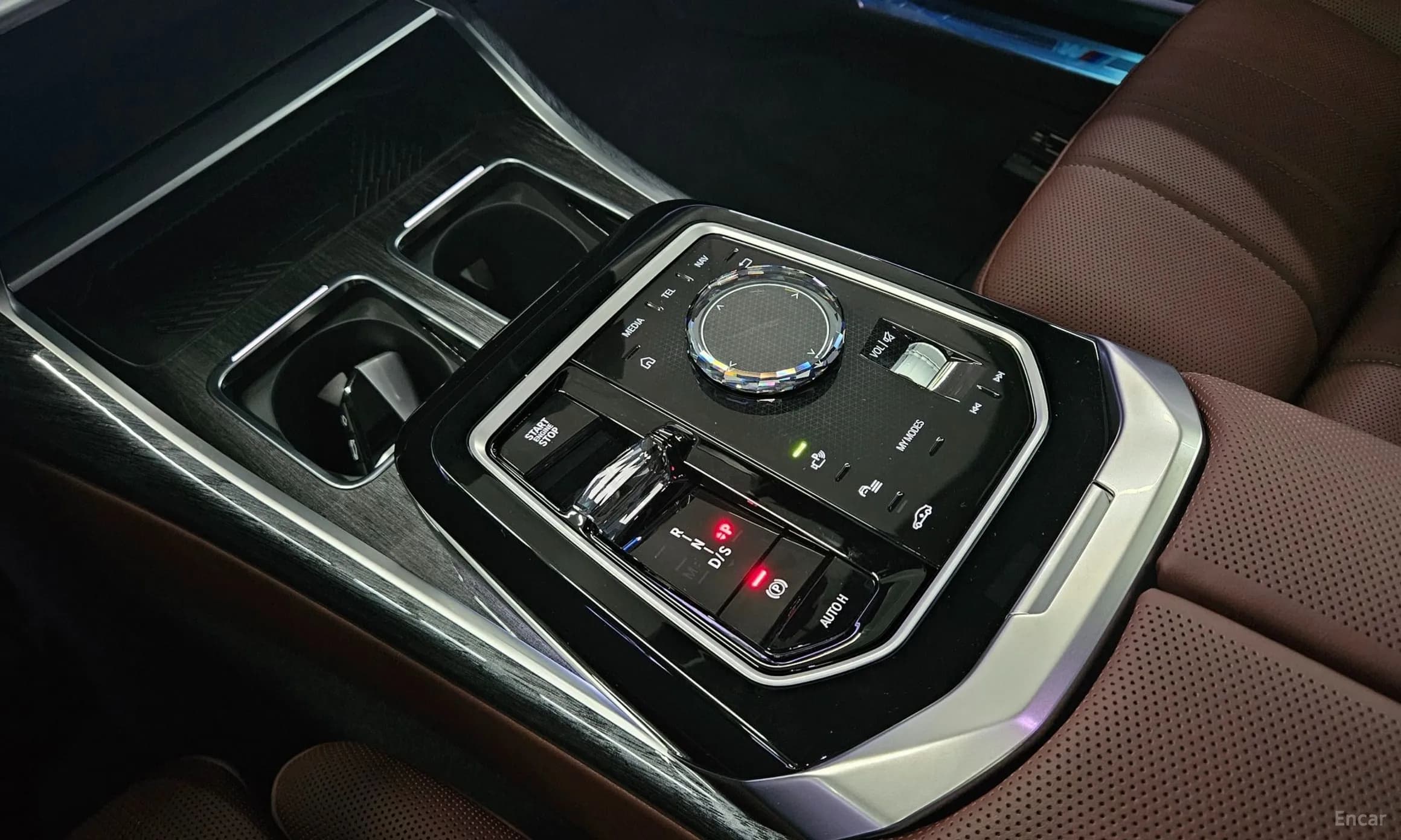 7 Series (G70)