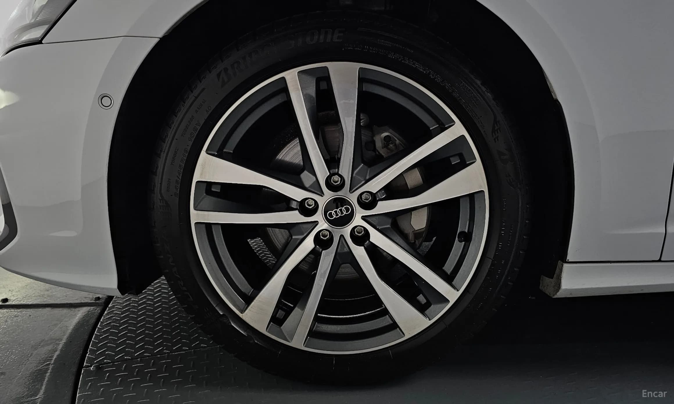 A6 (C8)