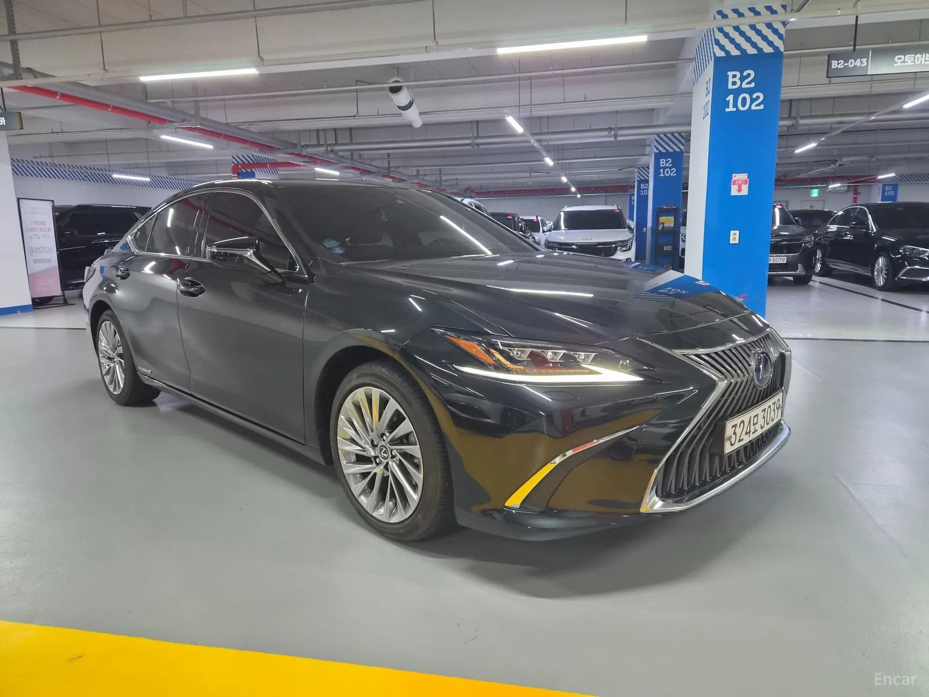 ES300h 7th Generation