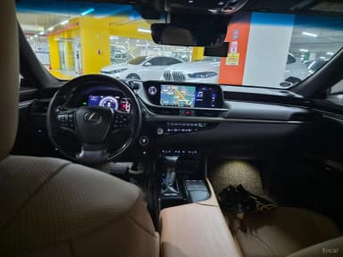 ES300h 7th Generation