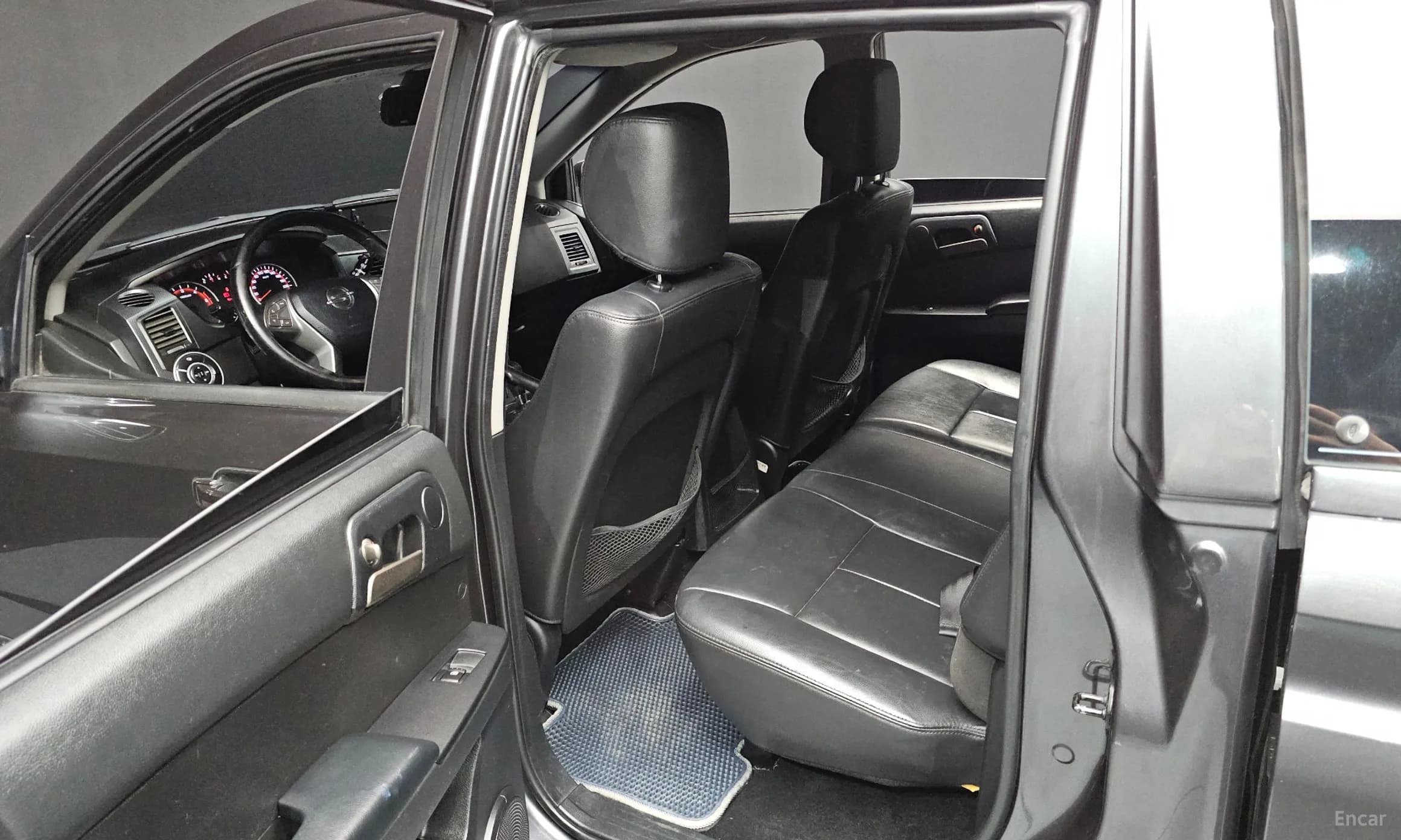 Korando Sports