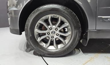 Korando Sports