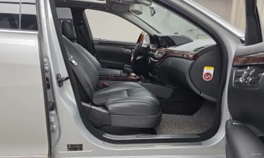 S-Class W221
