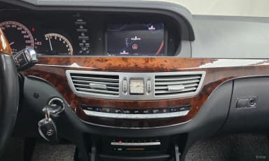 S-Class W221