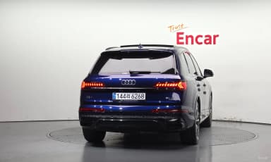 Q7 (4M)