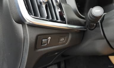 V90 Cross Country