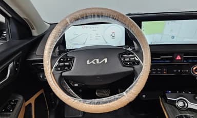 EV6