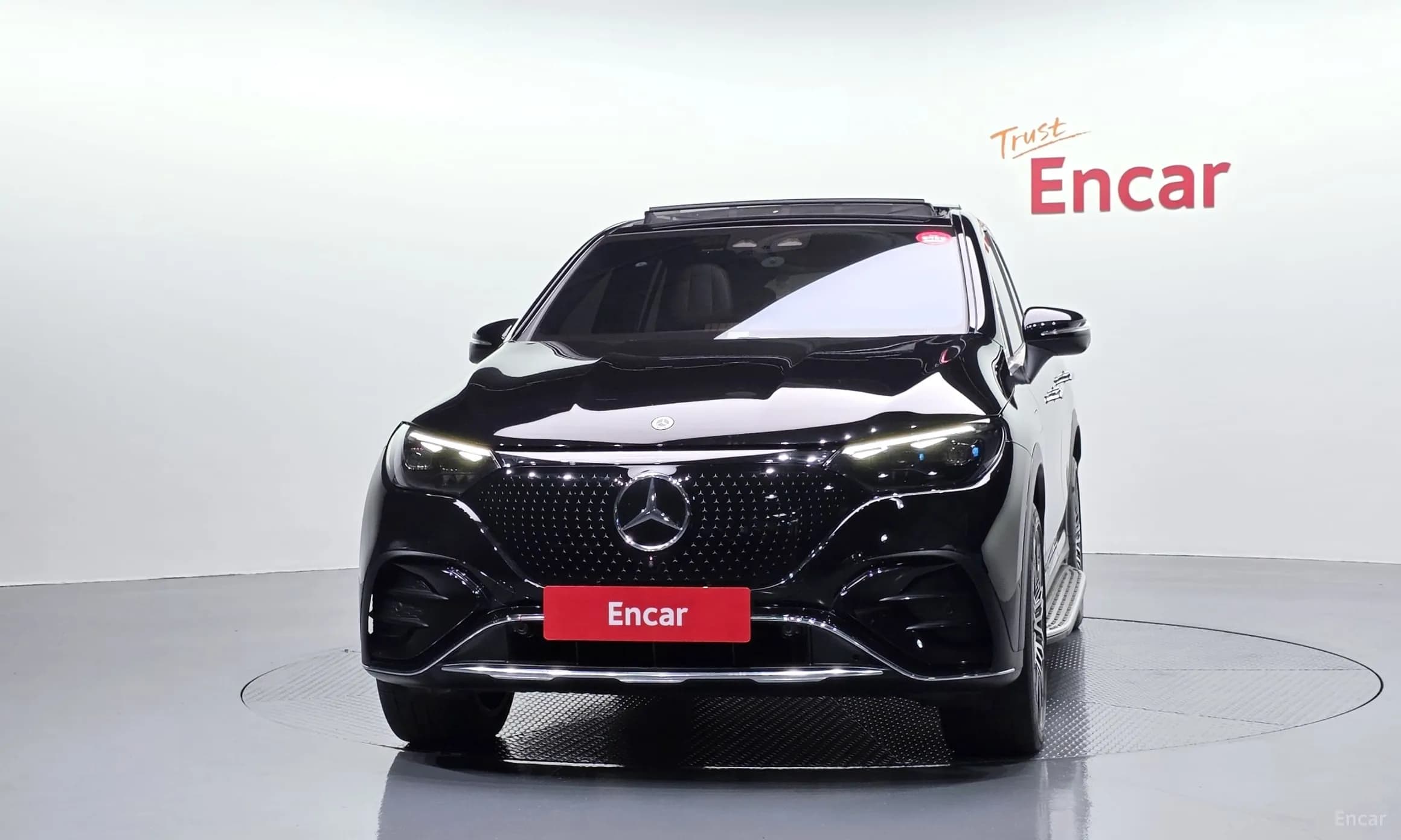 EQE SUV X294